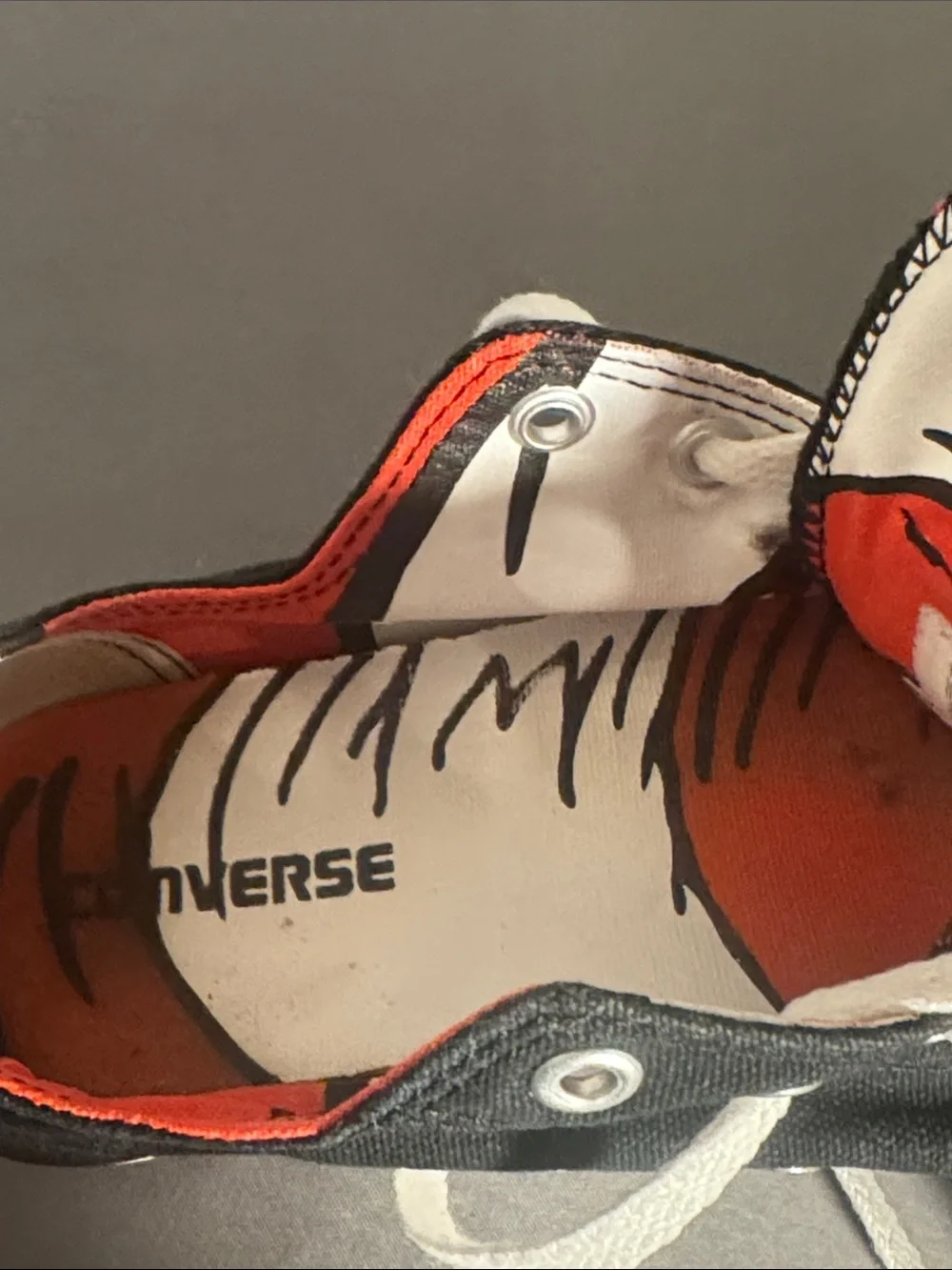 Converse Kids size 5 Black‎ Canvas Low-Top Sneakers with Dr. Seuss Accent